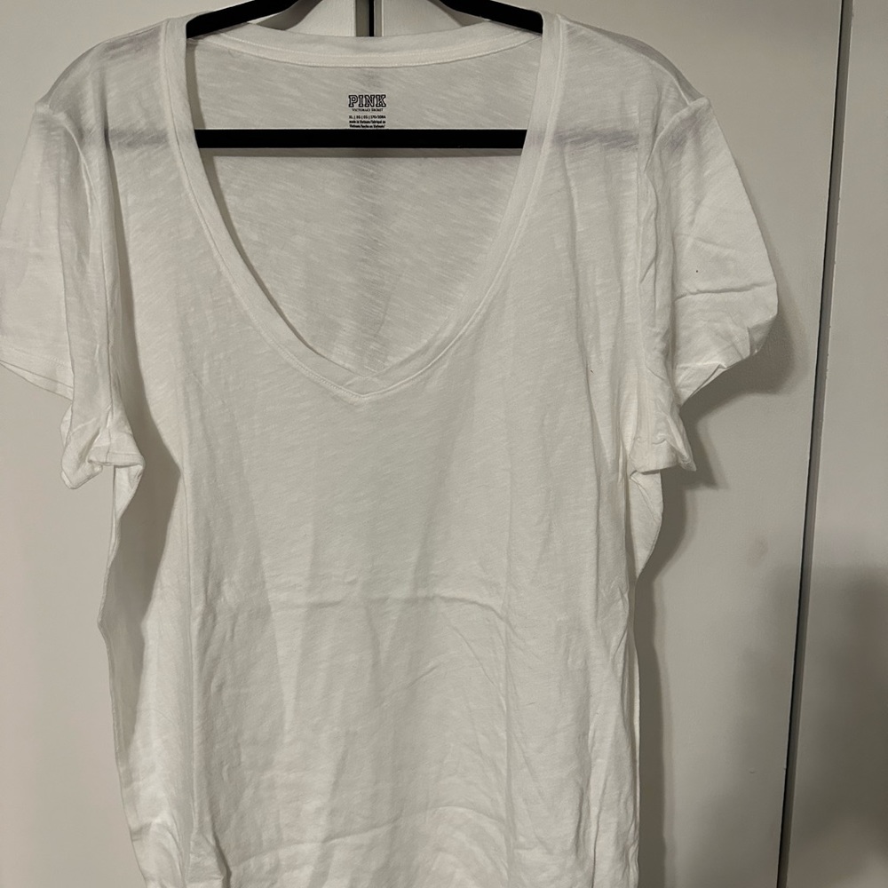 PINK white V neck t shirt